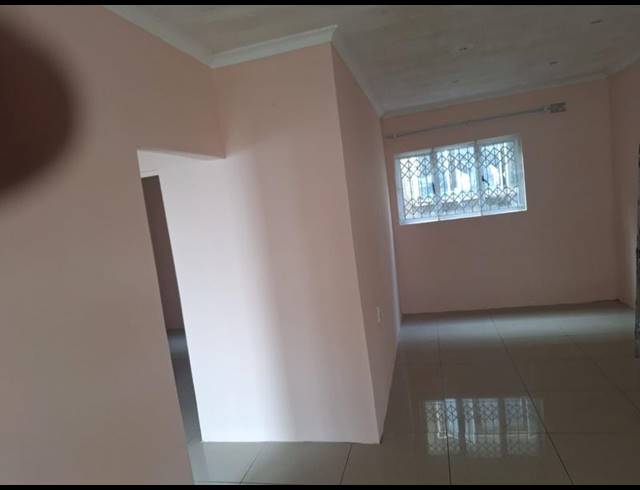 2 BEDROOM PROPERTY TO RENT IN MEREBANK